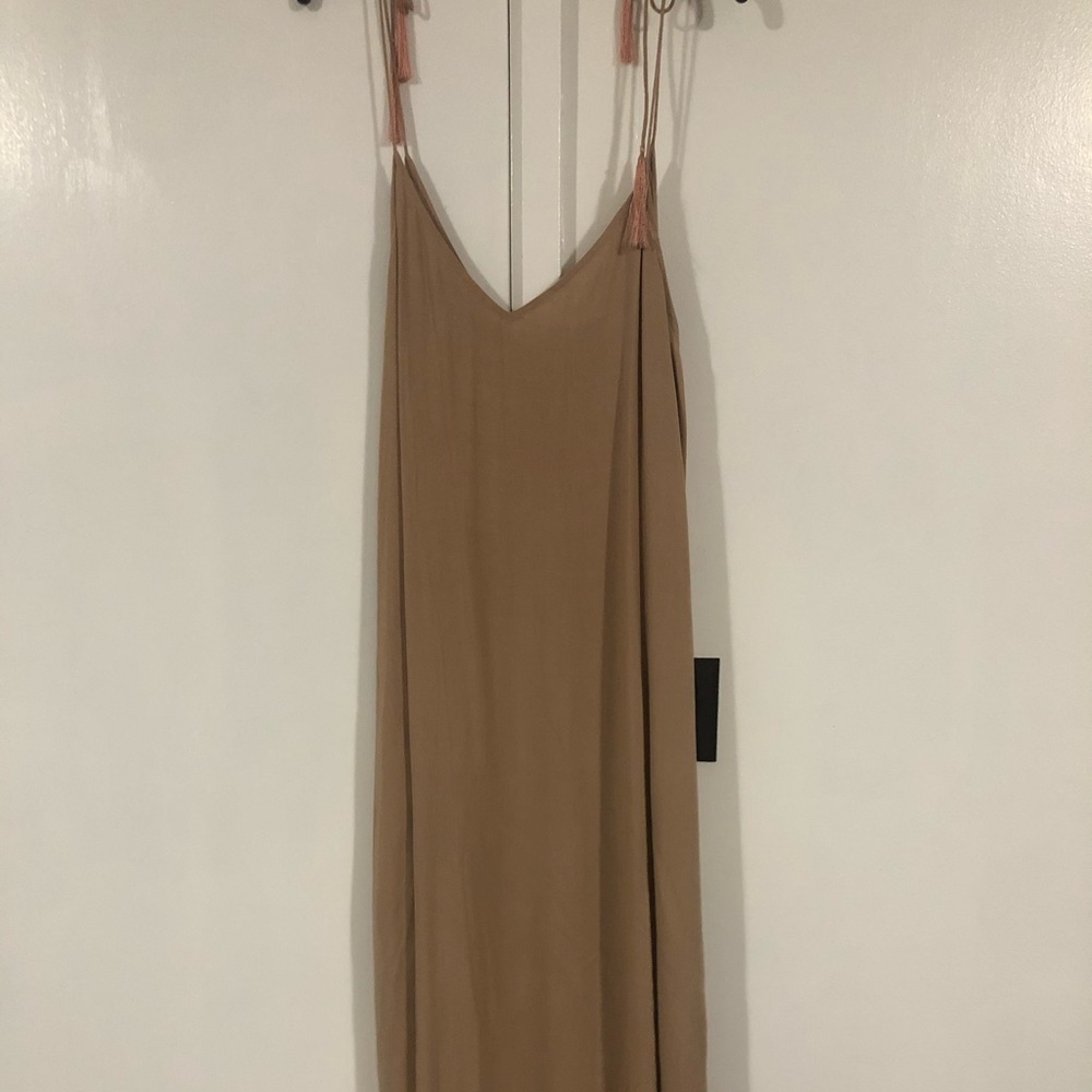 Acacia Maxi dress - Picture 1 of 2